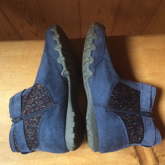 Skechers Navy Bikers Lite Suede & Sweater Knit Ankle Boot-High Grade Size 8.5 - Picture 1 of 9